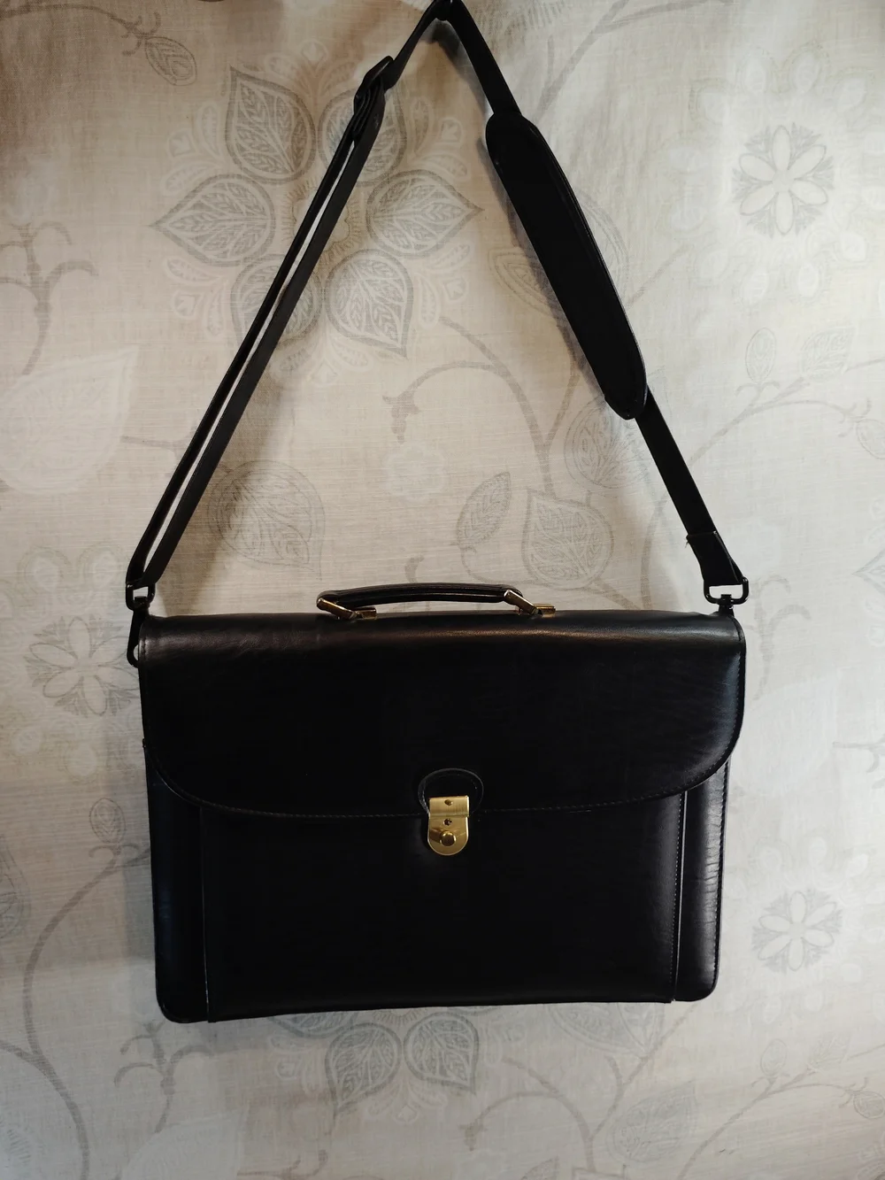 Black Faux Leather Messenger/Crossbody Bag with Shoulder Strap